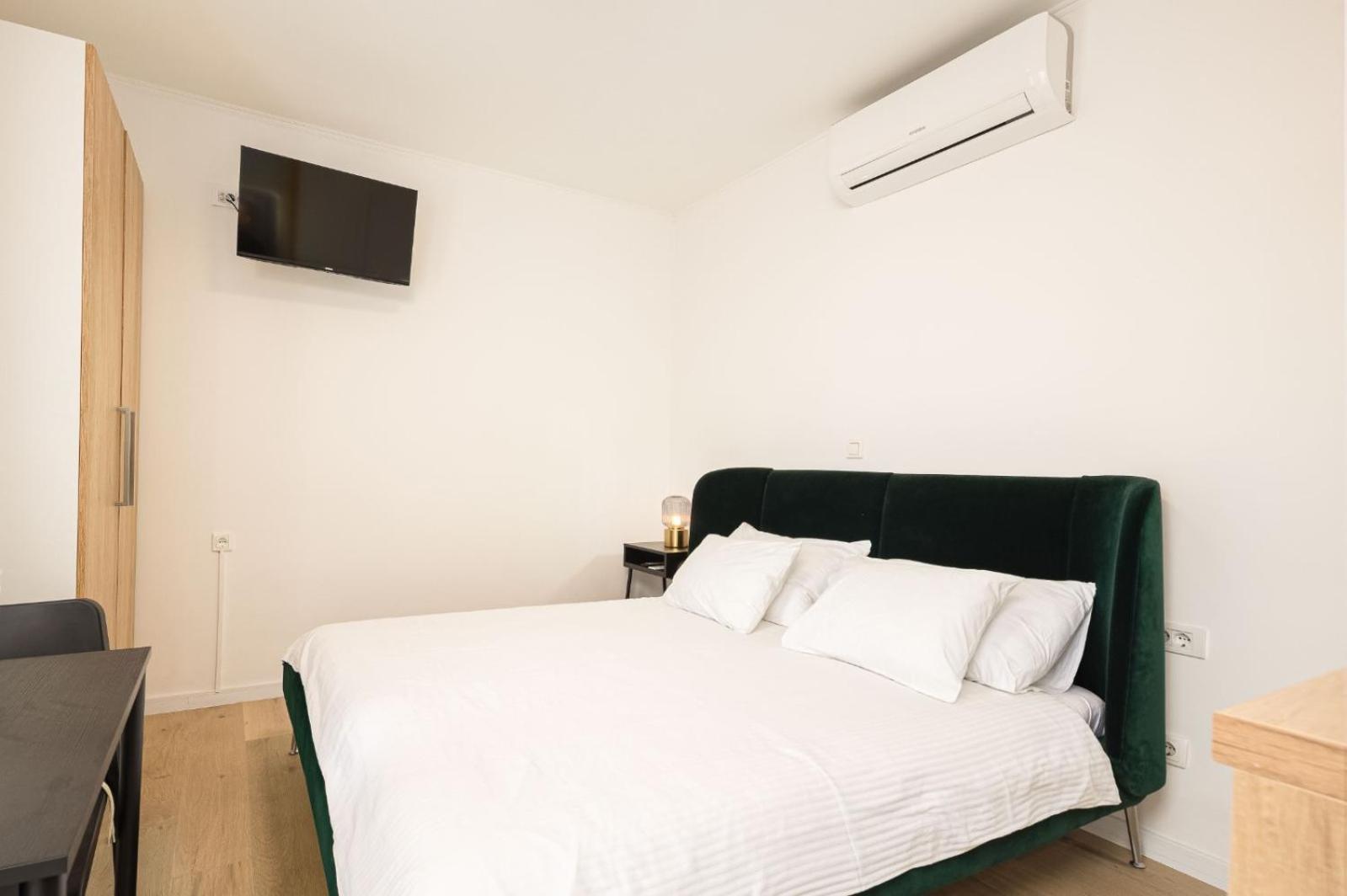 Apartments & Rooms Buble Трогир Экстерьер фото